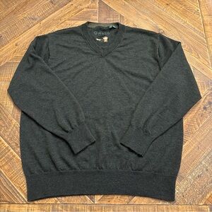 Orvis Men’s Large V-Neck Sweater 100% Merino Wool Fly Fishing Logo
